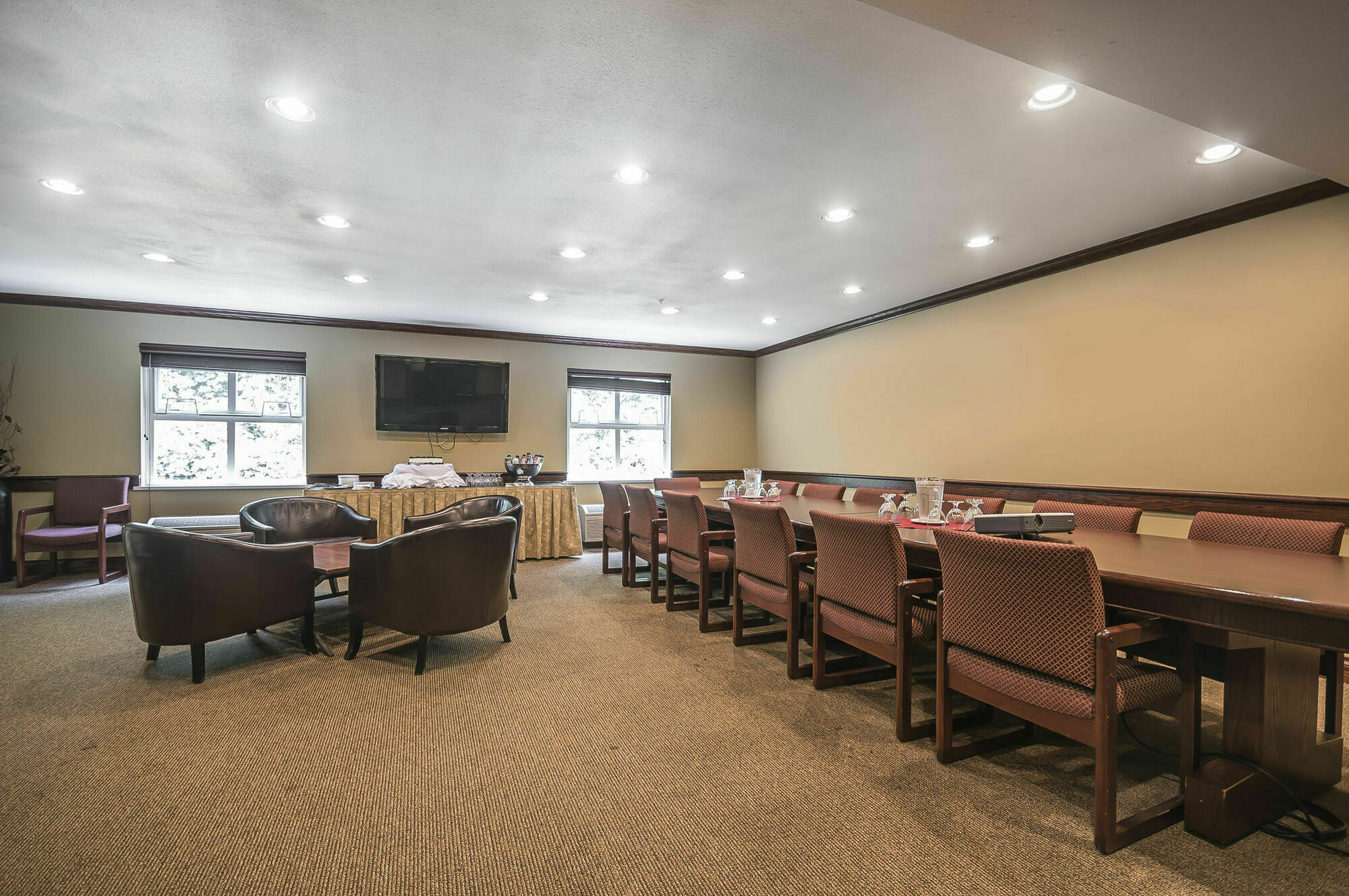 Clarion Hotel & Conference Centre Abbotsford Bagian luar foto